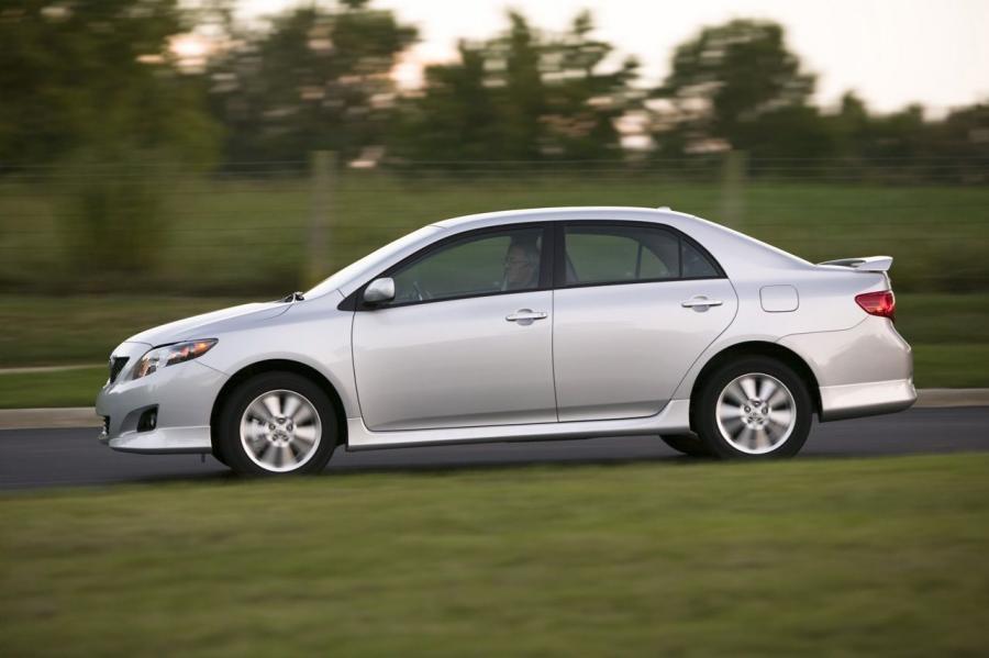  Toyota Corolla 2009 года  (фото 11 из 55)